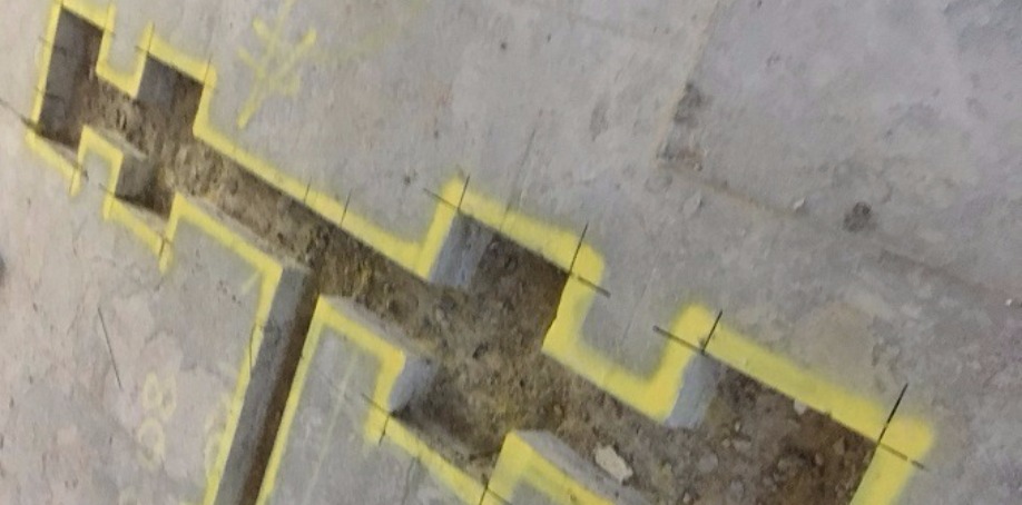 Wall and floor chasing